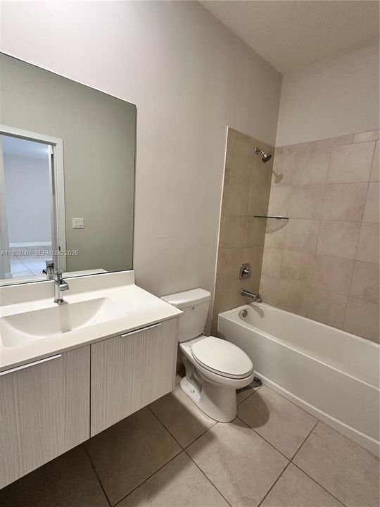 En Renta: $3,100 (3 camas, 2 baños, 1236 Pies cuadrados)