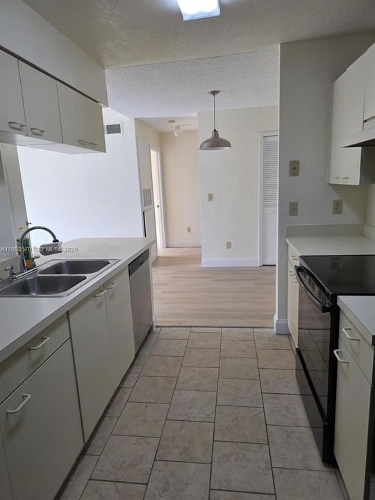 En Renta: $1,400 (1 camas, 1 baños, 650 Pies cuadrados)