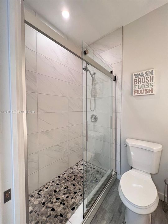 For Sale: $196,000 (0 beds, 1 baths, 356 Square Feet)