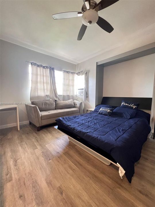 For Sale: $196,000 (0 beds, 1 baths, 356 Square Feet)