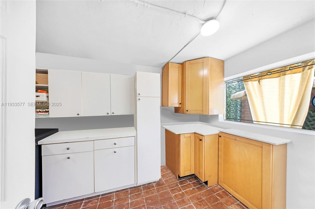 For Rent: $7,500 (3 beds, 3 baths, 1628 Square Feet)