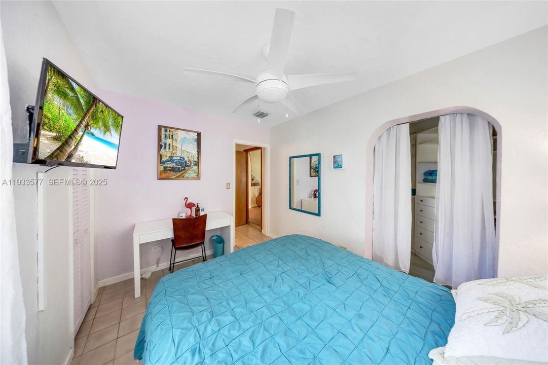 For Rent: $7,500 (3 beds, 3 baths, 1628 Square Feet)