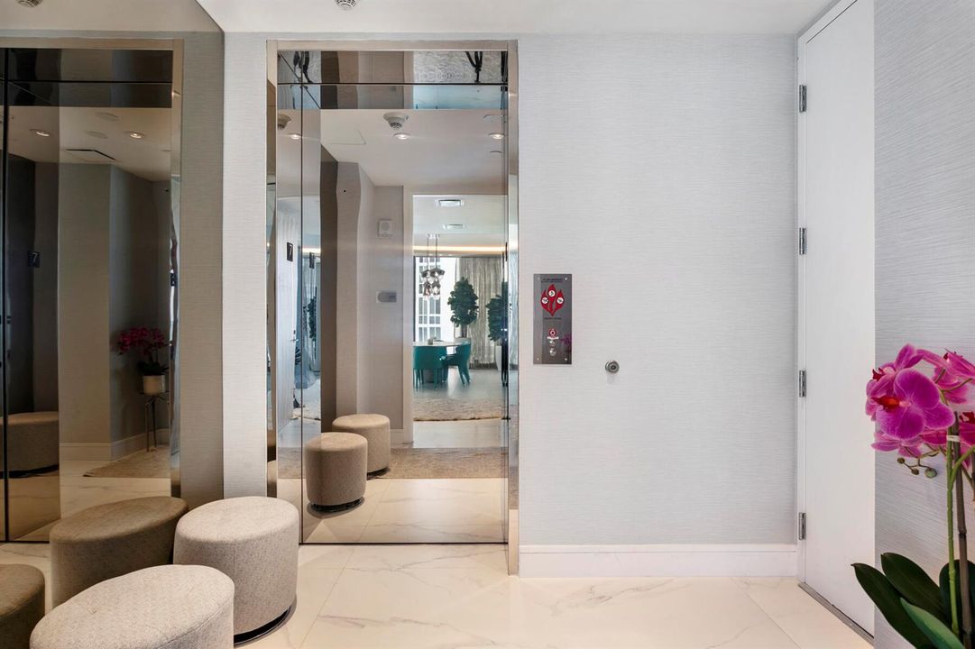 Ritz_701_22_MLS