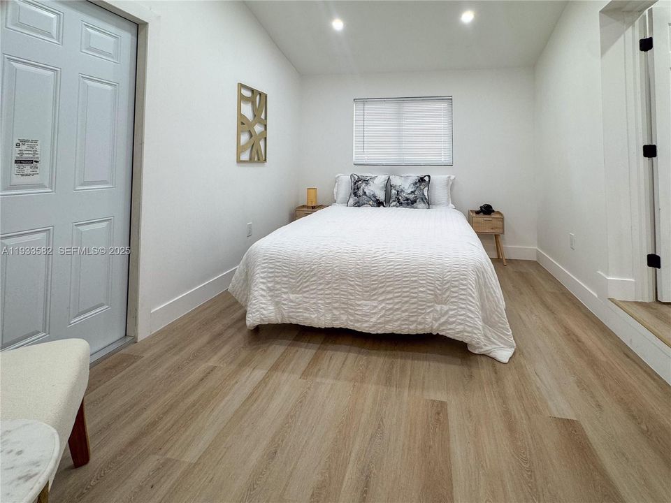 На продажу: $555,000 (4 спален, 3 ванн, 0 Квадратных фут)