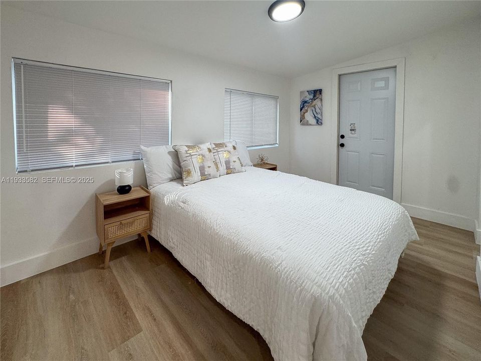 На продажу: $555,000 (4 спален, 3 ванн, 0 Квадратных фут)