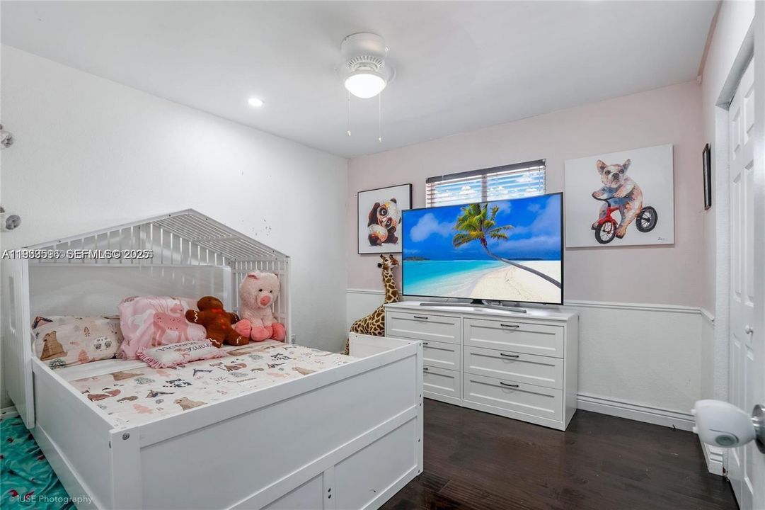 В аренду: $4,600 (4 спален, 3 ванн, 2534 Квадратных фут)