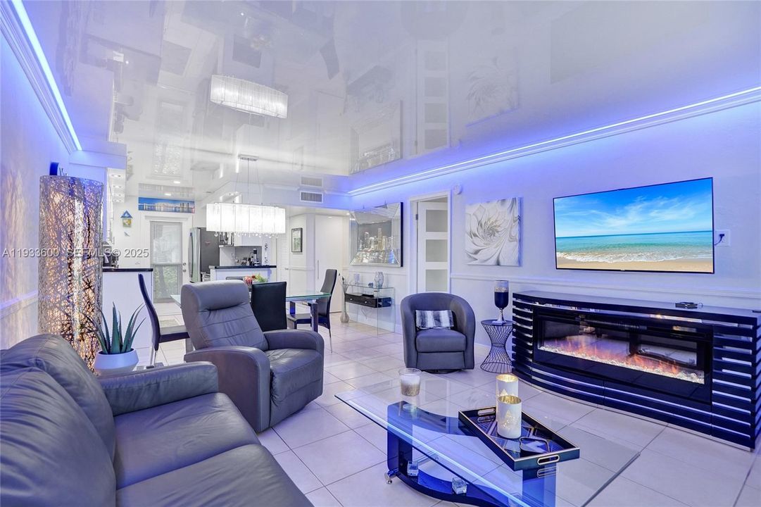 На продажу: $349,000 (1 спален, 1 ванн, 890 Квадратных фут)