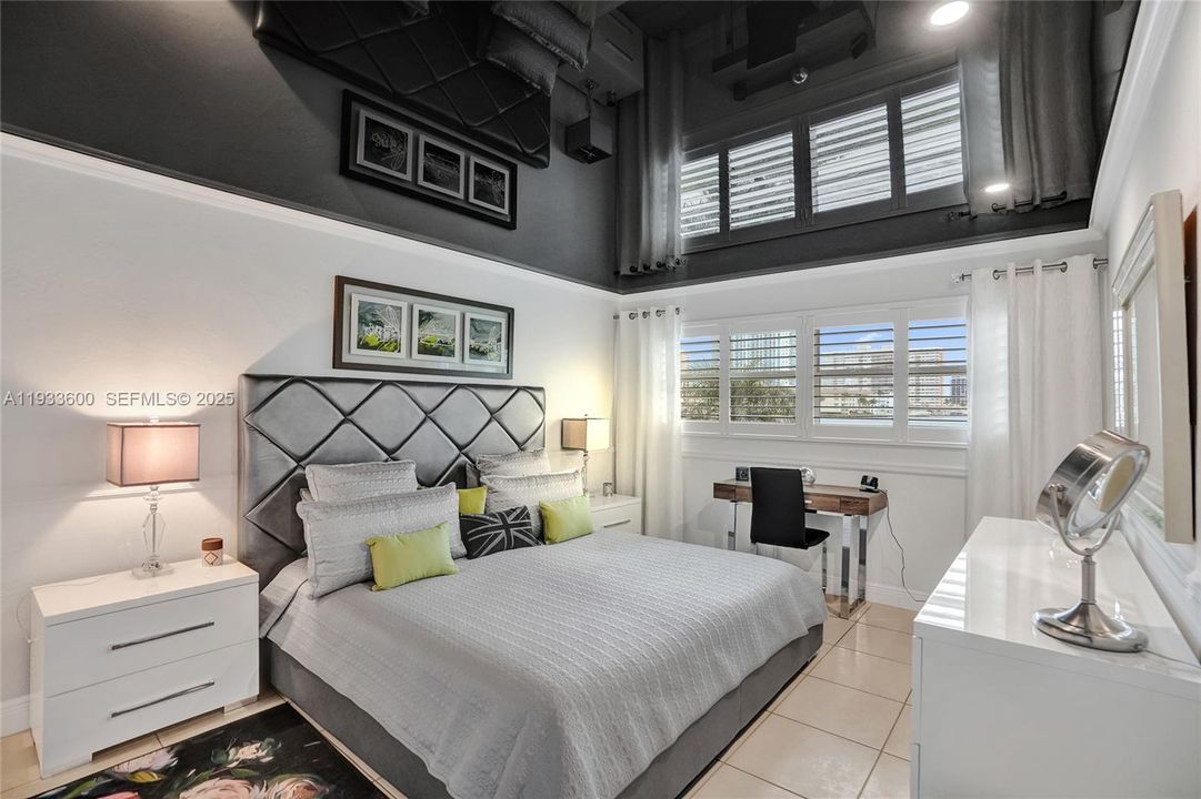 На продажу: $349,000 (1 спален, 1 ванн, 890 Квадратных фут)