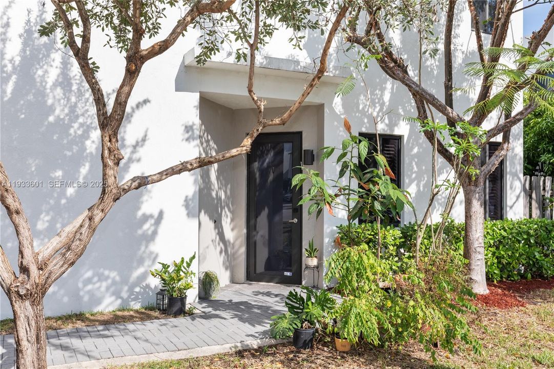 На продажу: $710,000 (4 спален, 3 ванн, 1948 Квадратных фут)