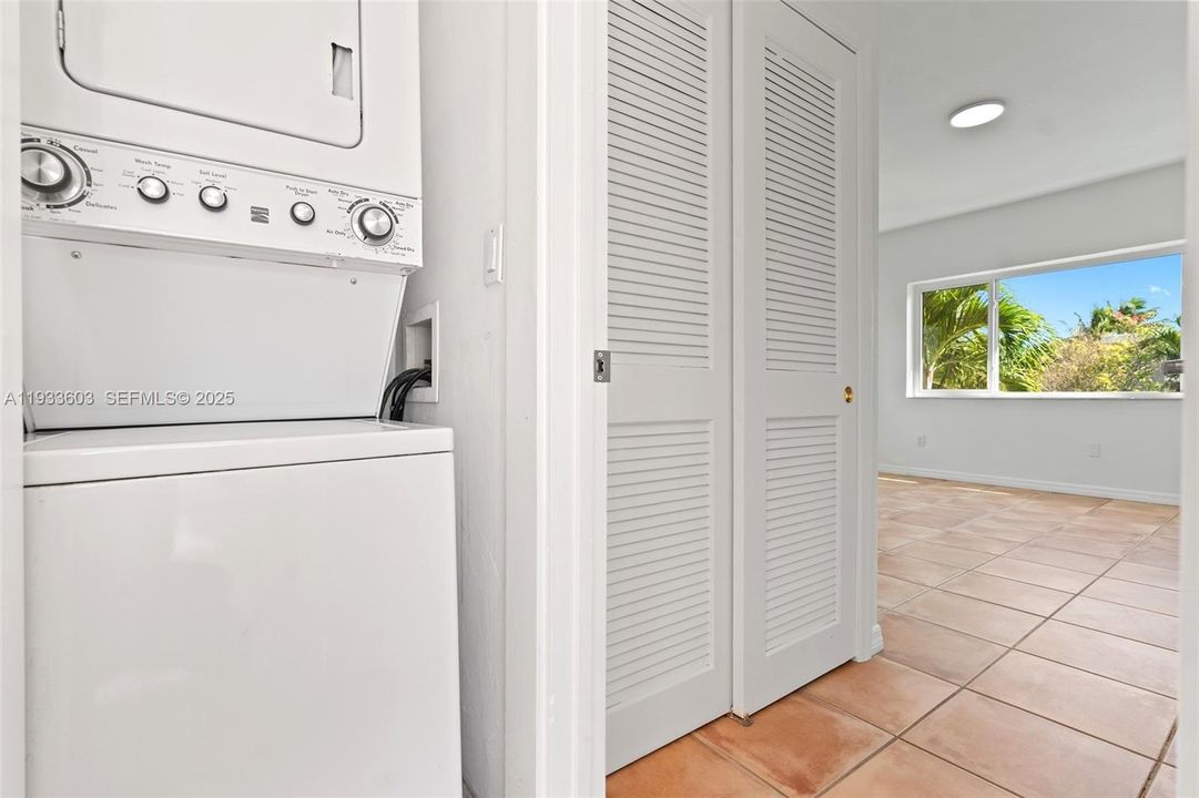 На продажу: $500,000 (3 спален, 2 ванн, 1198 Квадратных фут)