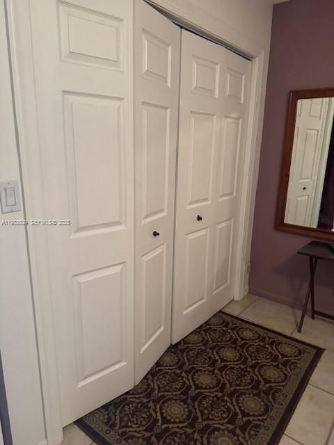 For Rent: $1,650 (1 beds, 1 baths, 700 Square Feet)