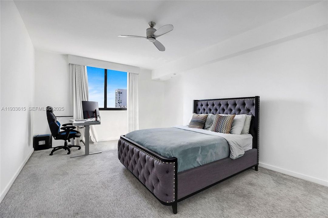 For Rent: $4,300 (2 beds, 2 baths, 1274 Square Feet)