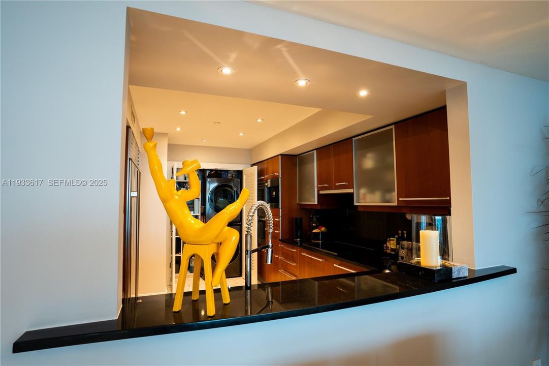 For Sale: $2,139,000 (2 beds, 3 baths, 1730 Square Feet)