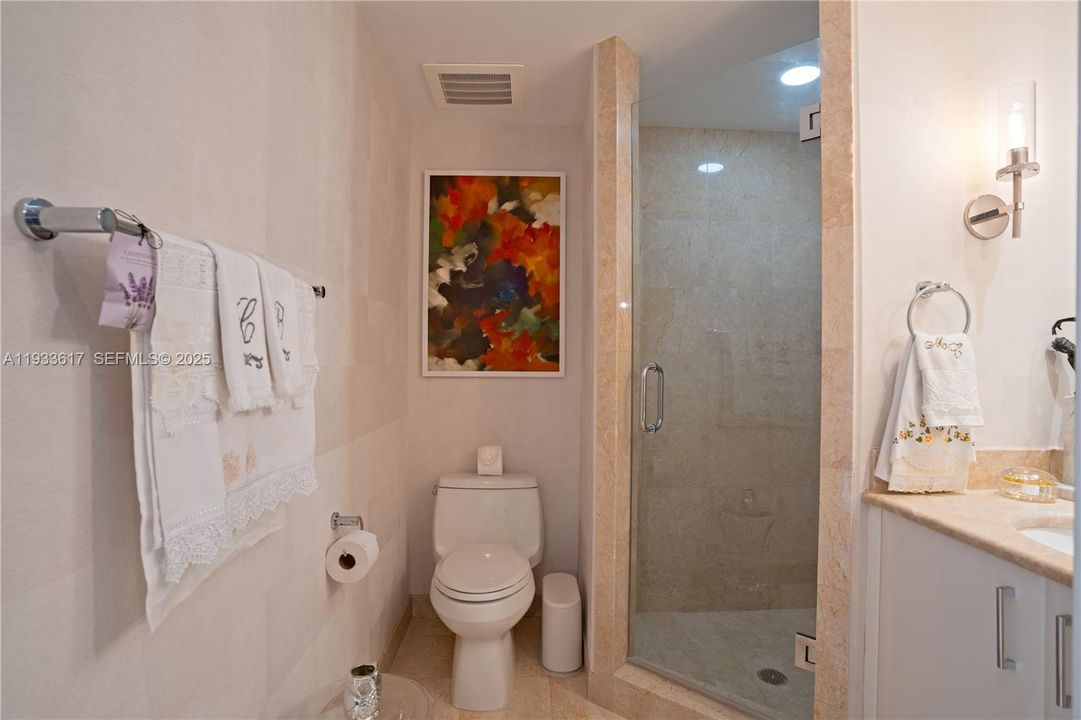 GUEST BATH WITH SHOWER