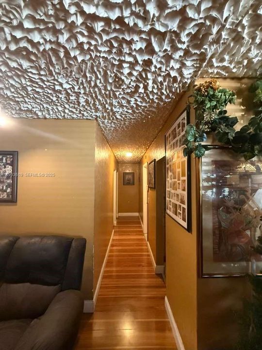 For Sale: $515,000 (0 beds, 0 baths, 1425 Square Feet)