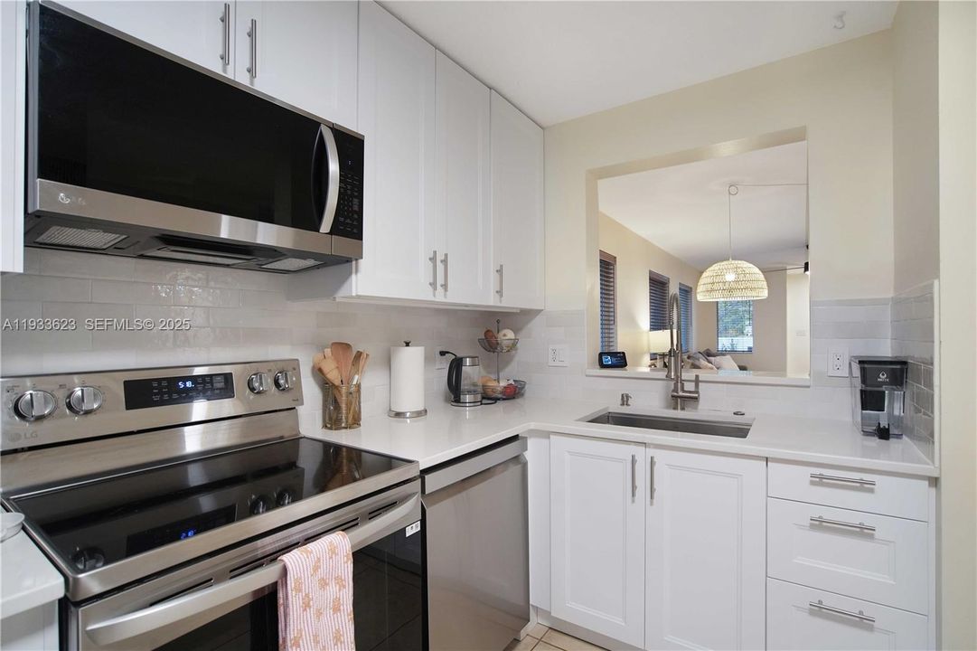 En Renta: $2,400 (2 camas, 2 baños, 1005 Pies cuadrados)