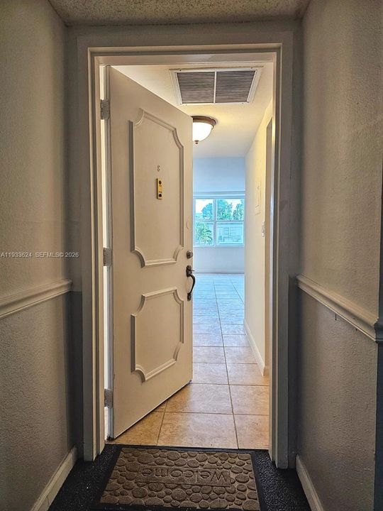 В аренду: $2,180 (1 спален, 2 ванн, 909 Квадратных фут)