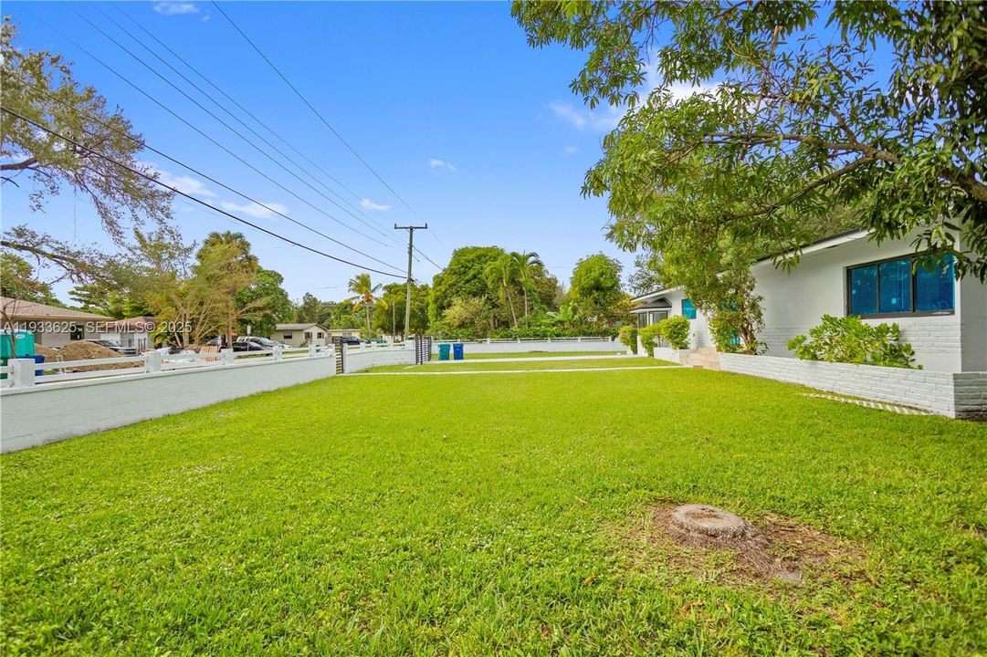 待售: $850,900 (3 贝兹, 3 浴室, 1690 平方英尺)