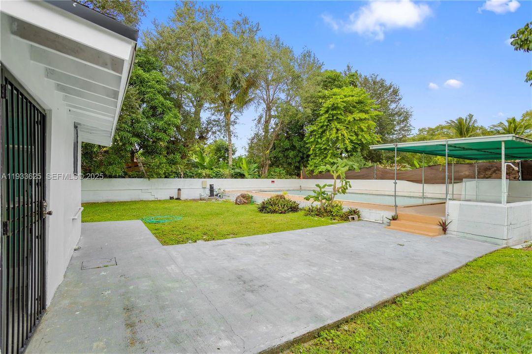 待售: $850,900 (3 贝兹, 3 浴室, 1690 平方英尺)