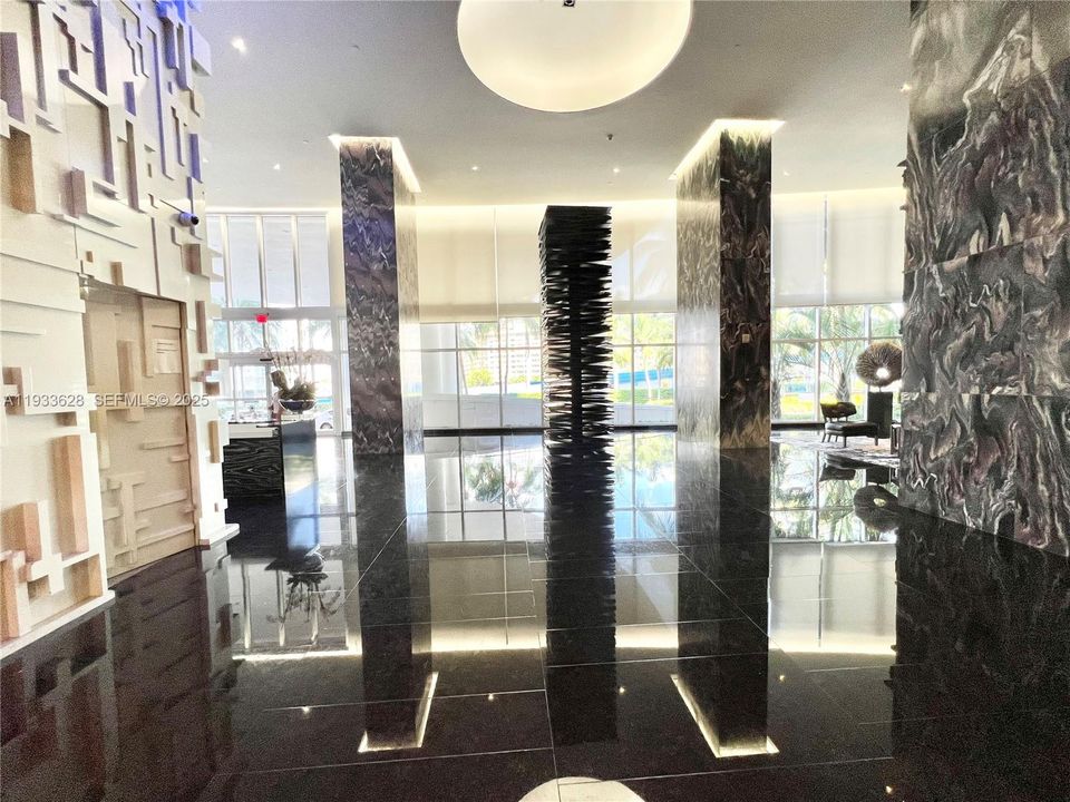 В аренду: $9,000 (3 спален, 3 ванн, 2078 Квадратных фут)