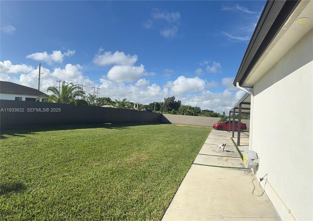 待售: $1,099,900 (5 贝兹, 4 浴室, 2070 平方英尺)