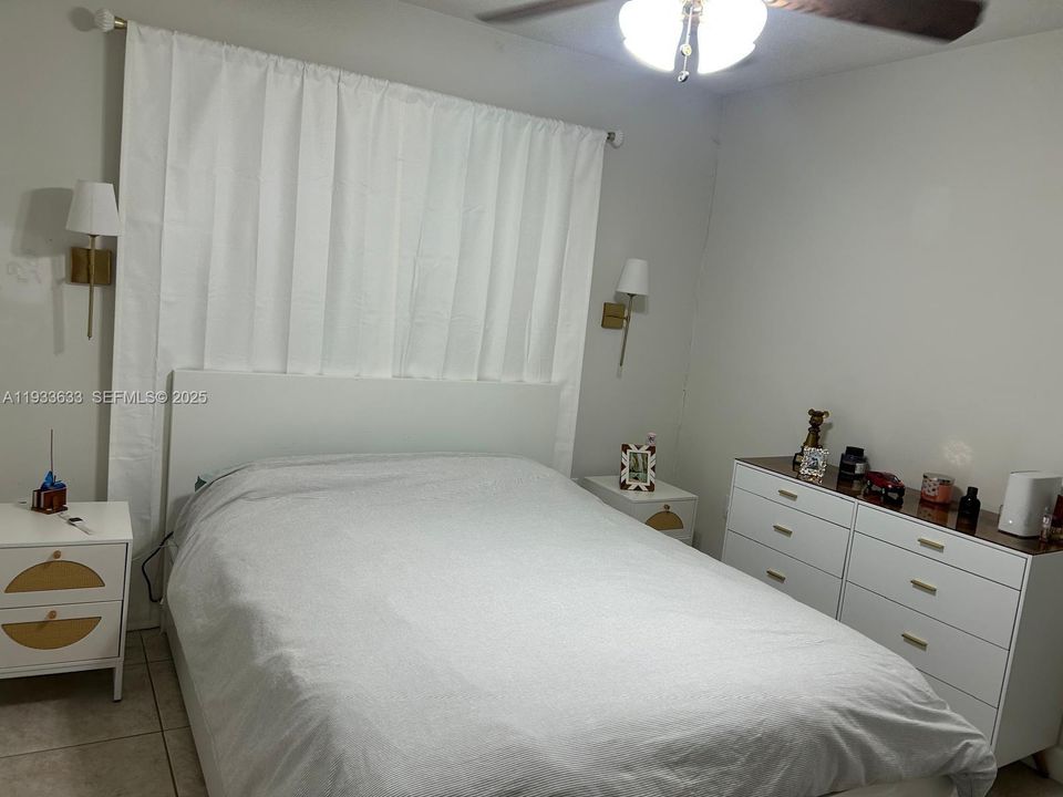 For Rent: $2,900 (3 beds, 2 baths, 1269 Square Feet)