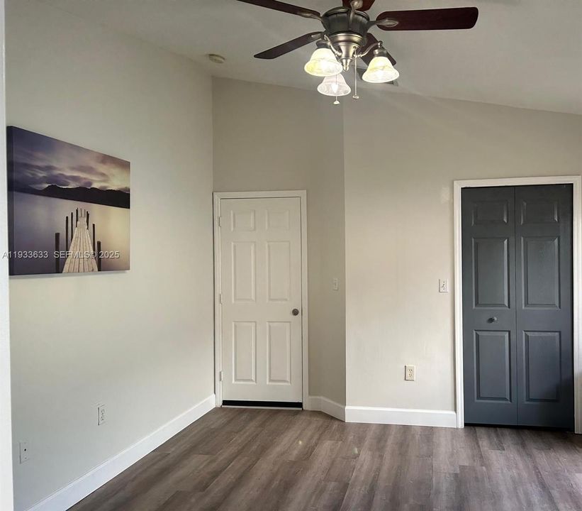 For Rent: $2,900 (3 beds, 2 baths, 1269 Square Feet)