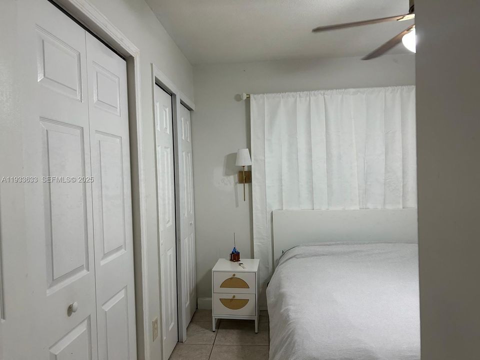 For Rent: $2,900 (3 beds, 2 baths, 1269 Square Feet)