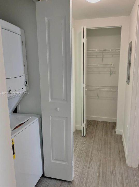 For Rent: $2,290 (1 beds, 1 baths, 672 Square Feet)