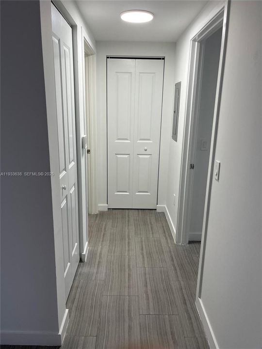 For Rent: $2,290 (1 beds, 1 baths, 672 Square Feet)