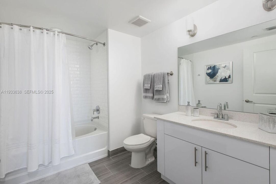 For Rent: $2,290 (1 beds, 1 baths, 672 Square Feet)