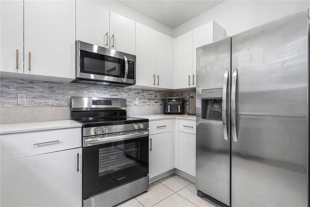 待售: $500,000 (3 贝兹, 2 浴室, 1426 平方英尺)