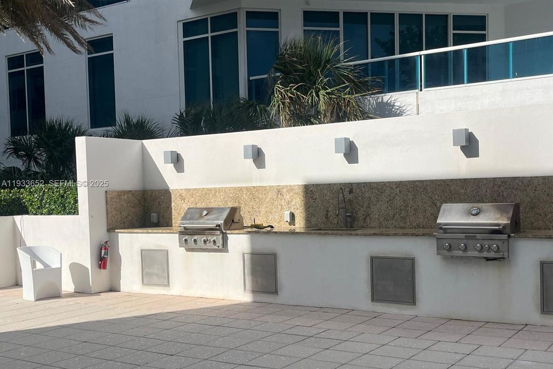 В аренду: $3,500 (2 спален, 2 ванн, 1868 Квадратных фут)