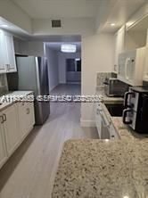 For Rent: $2,200 (2 beds, 2 baths, 1428 Square Feet)