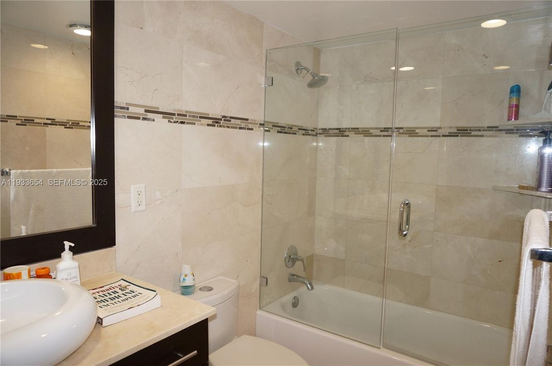 待售: $595,000 (2 贝兹, 2 浴室, 1537 平方英尺)