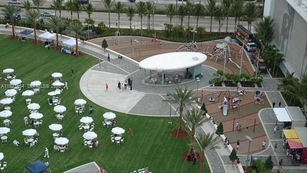 待售: $595,000 (2 贝兹, 2 浴室, 1537 平方英尺)