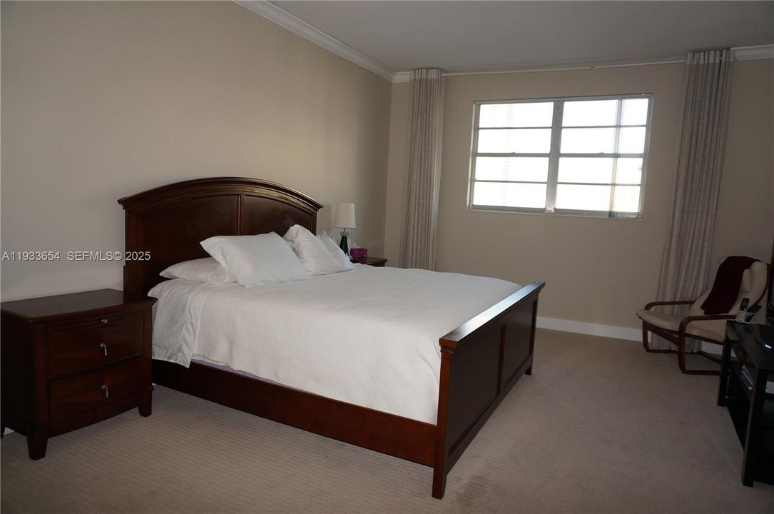 待售: $595,000 (2 贝兹, 2 浴室, 1537 平方英尺)