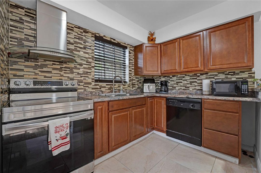 For Sale: $524,900 (3 beds, 2 baths, 0 Square Feet)