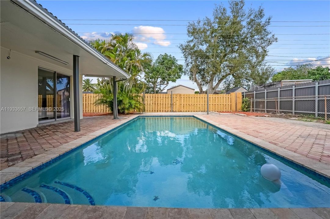 For Sale: $524,900 (3 beds, 2 baths, 0 Square Feet)