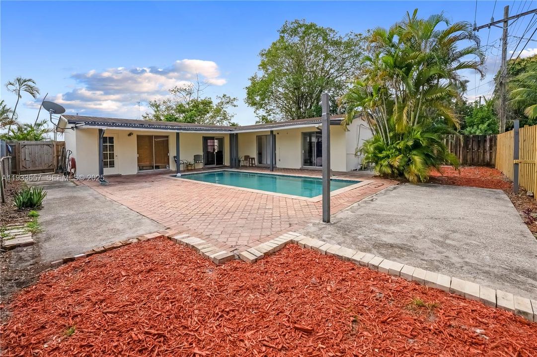 For Sale: $524,900 (3 beds, 2 baths, 0 Square Feet)