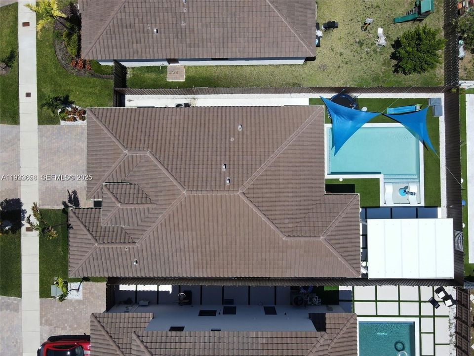 出租: $3,900 (4 贝兹, 3 浴室, 1895 平方英尺)