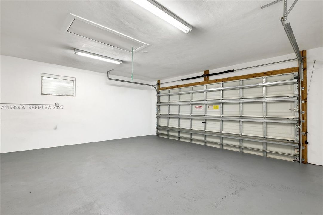 待售: $550,000 (3 贝兹, 2 浴室, 1554 平方英尺)