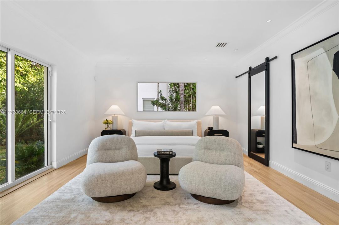 En Venta: $3,150,000 (4 camas, 3 baños, 2429 Pies cuadrados)