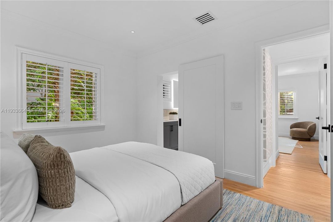 En Venta: $3,150,000 (4 camas, 3 baños, 2429 Pies cuadrados)