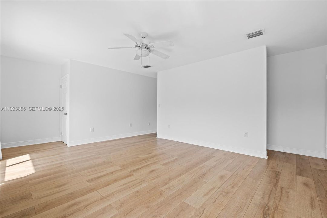 For Rent: $3,600 (4 beds, 3 baths, 2190 Square Feet)