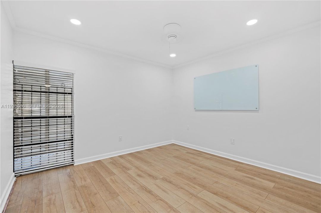 For Rent: $3,600 (4 beds, 3 baths, 2190 Square Feet)