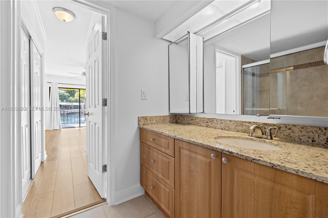 For Rent: $3,600 (4 beds, 3 baths, 2190 Square Feet)