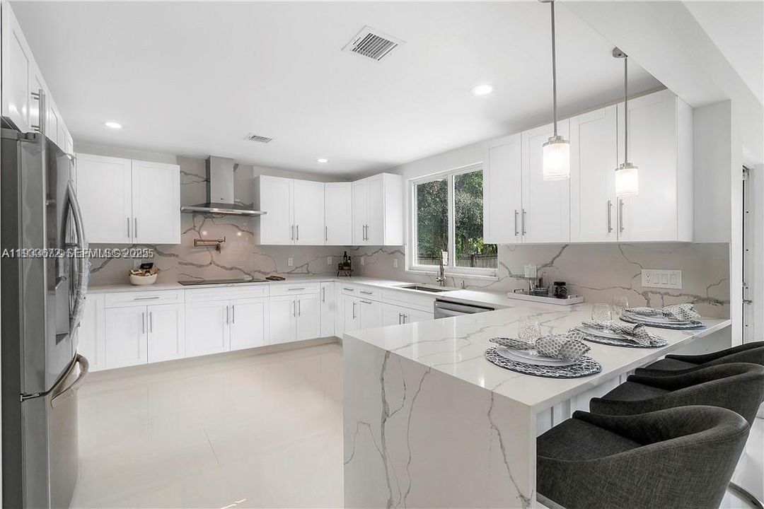 For Rent: $8,500 (5 beds, 3 baths, 0 Square Feet)