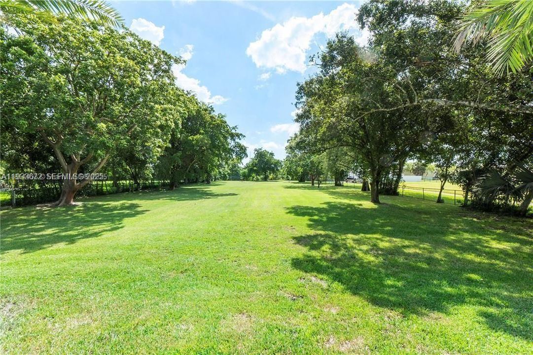 For Rent: $8,500 (5 beds, 3 baths, 0 Square Feet)