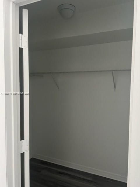 出租: $2,300 (2 贝兹, 2 浴室, 956 平方英尺)